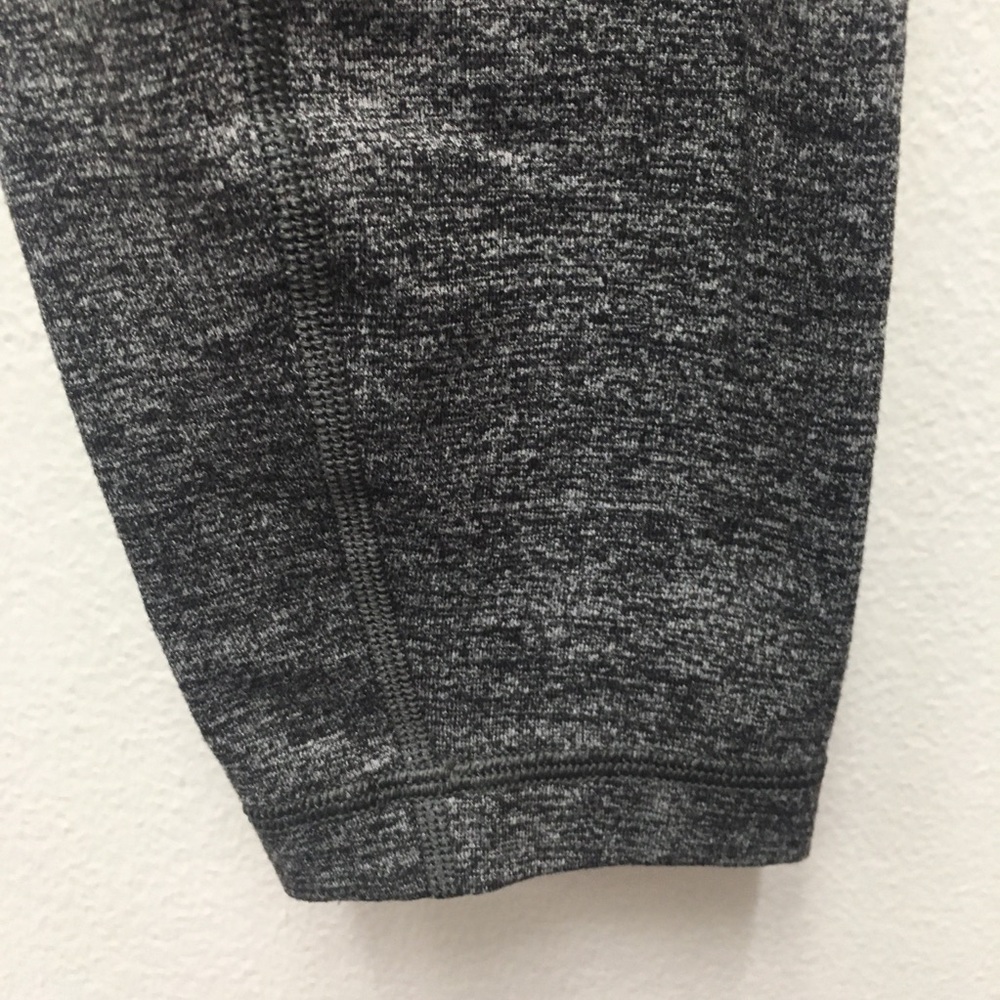 Lululemon Leggings Size 6 Marled Gray Workout Gym Yoga Pilates Sporty Athletic - Picture 5 of 8